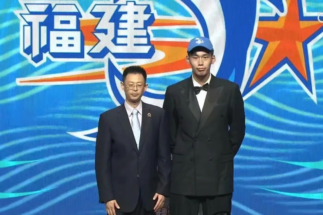 Jktma, 击败了星锐, 男篮的主力