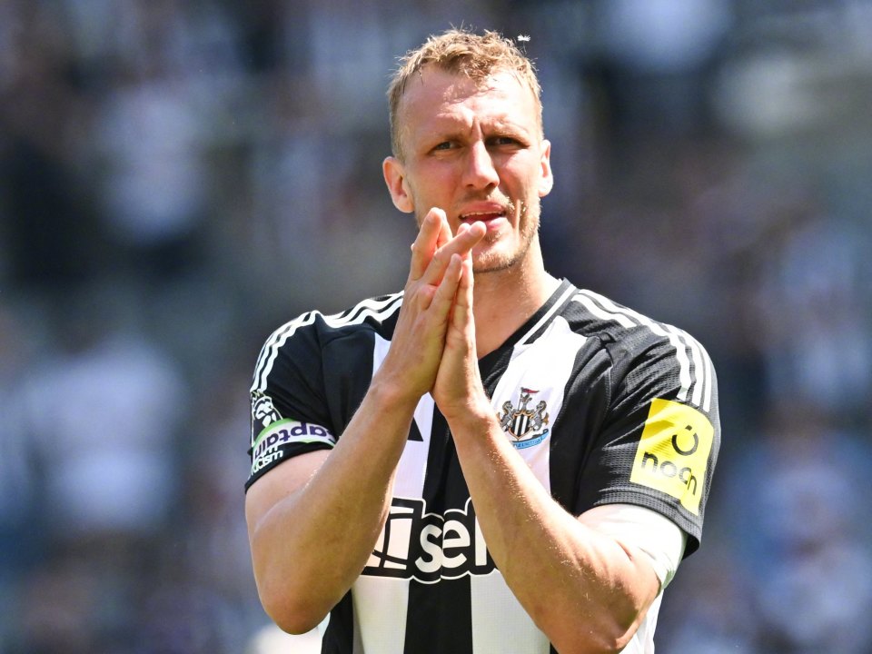 单独训练, 亿英镑完成 单独训练, 亿英镑完成