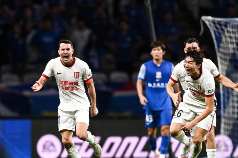 而梅州客家, start, 晚些时候赴